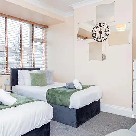 Families, Contractors, Business, Nec, Bhx, Airport