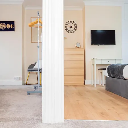 Families, Contractors, Business, Nec, Bhx, Airport *